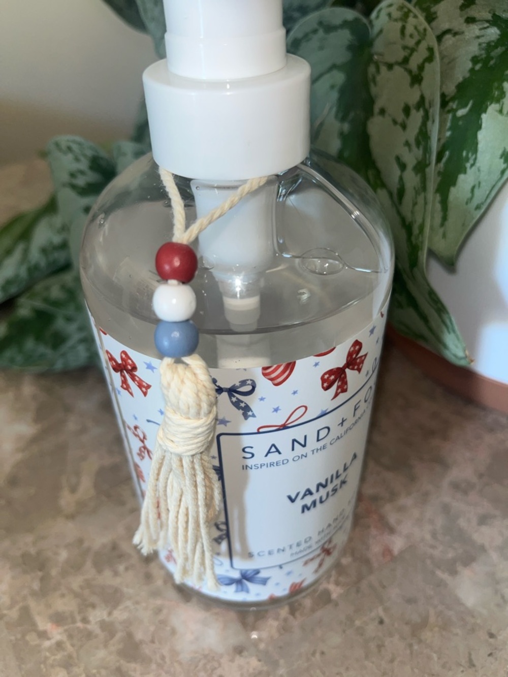 Sand + Fog Patriotic Ribbons Vanilla Musk Scented Hand Soap New Sealed - Picture 9 of 10